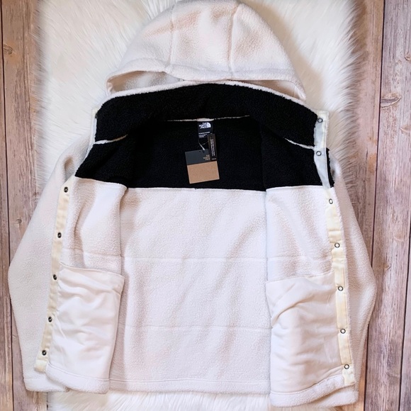 The North Face Gemma Fleece Hoodie Jacket - Picture 4 of 8